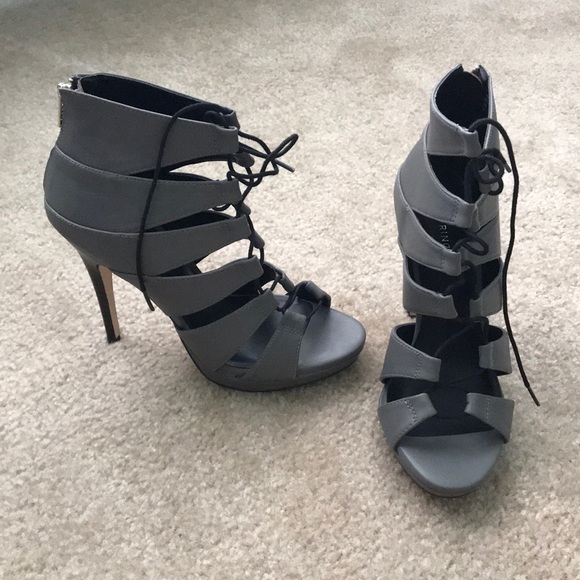 Heels - Picture 1 of 5